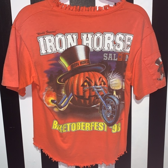 Harley-Davidson Tops - 1998 Vintage Biketoberfest Iron Horse Saloon Daytona Halloween Chopper Tee